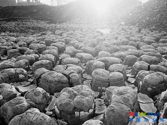 Dɽͬ_(d)úF(tun)޹˾SAȾĬF(xin)(chng)