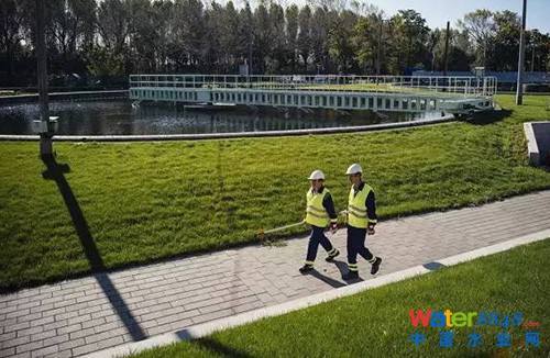 ���_(d��)��˹��ˮ̎��S