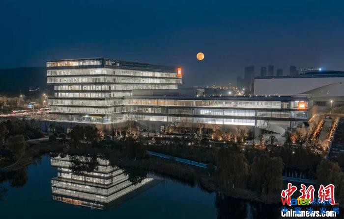 DнֳнСhĿ ܎ z